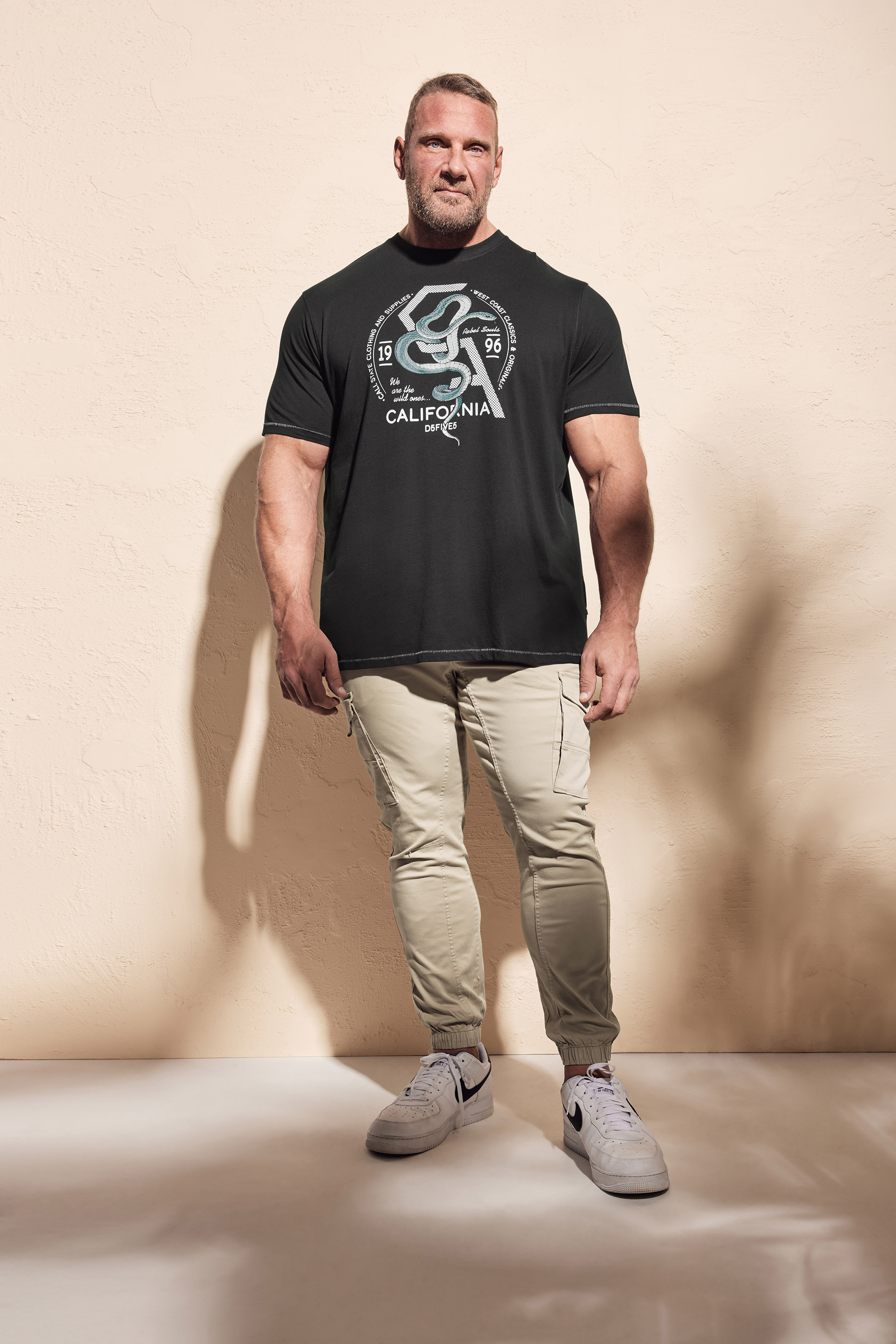 D555 Big & Tall Black 'California' Snake T-Shirt | BadRhino 1