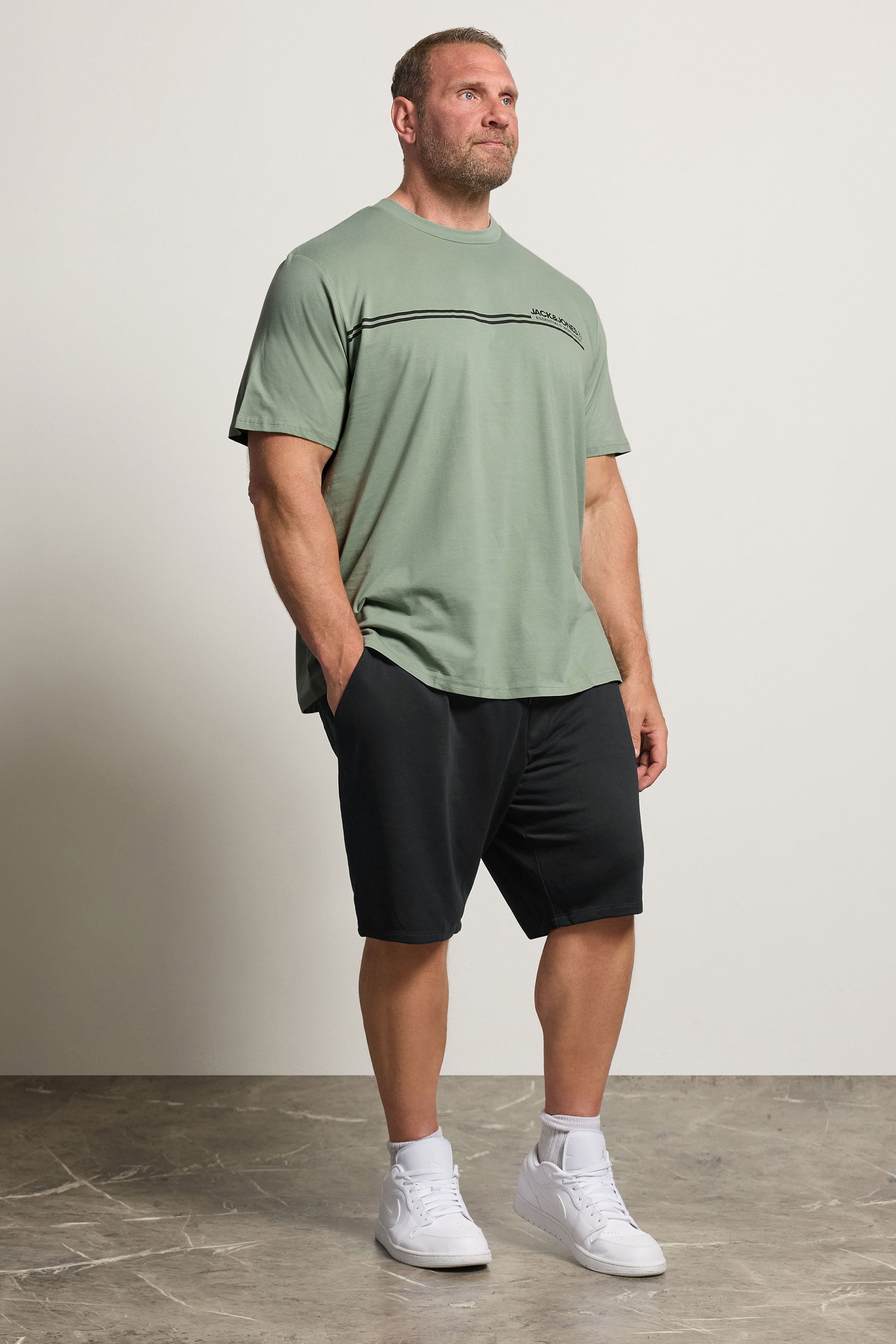JACK & JONES Big & Tall Green T-Shirt & Shorts Set  2