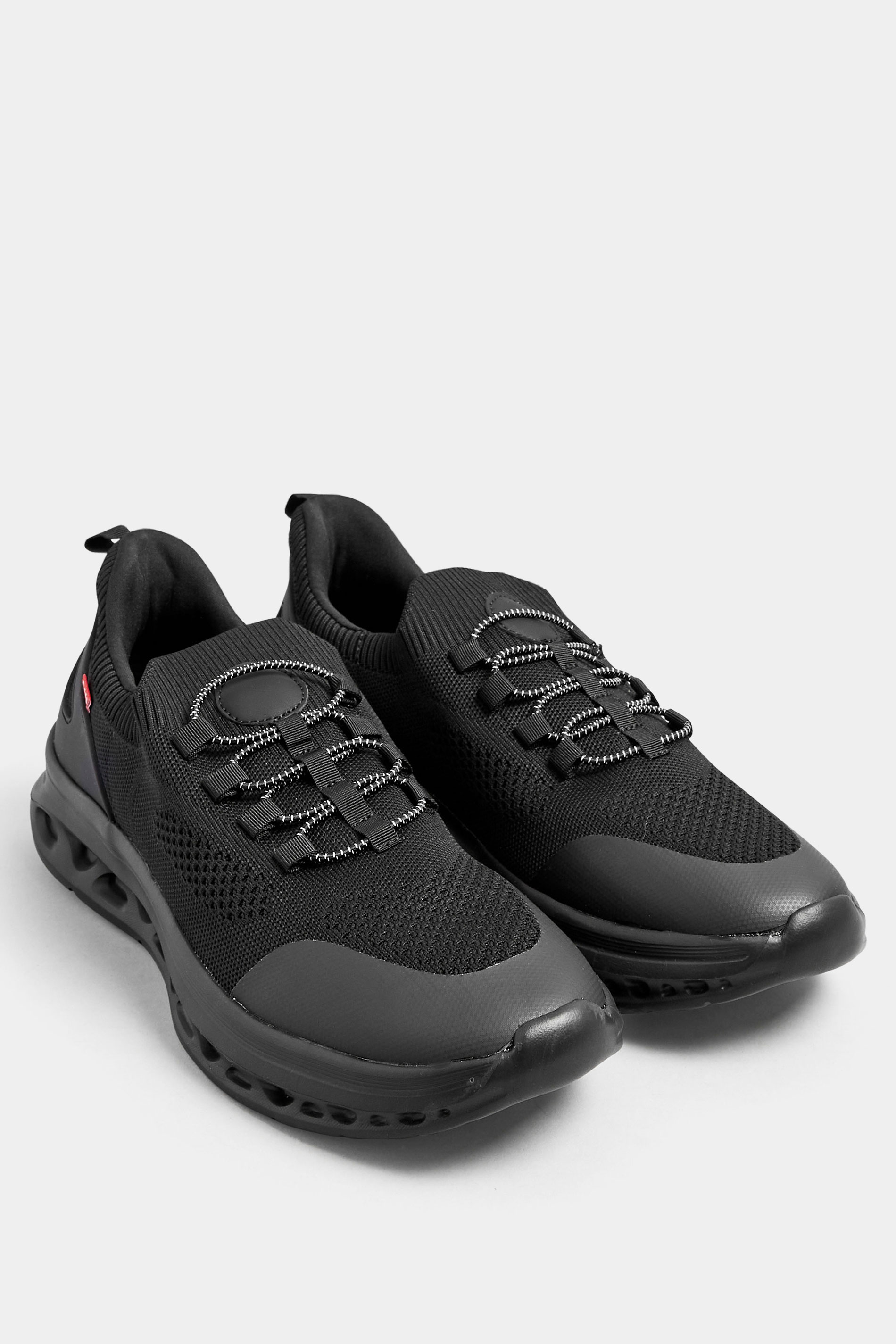 D555 Black Hands Free Shoes With Knitted Top & Laces | BadRhino 2