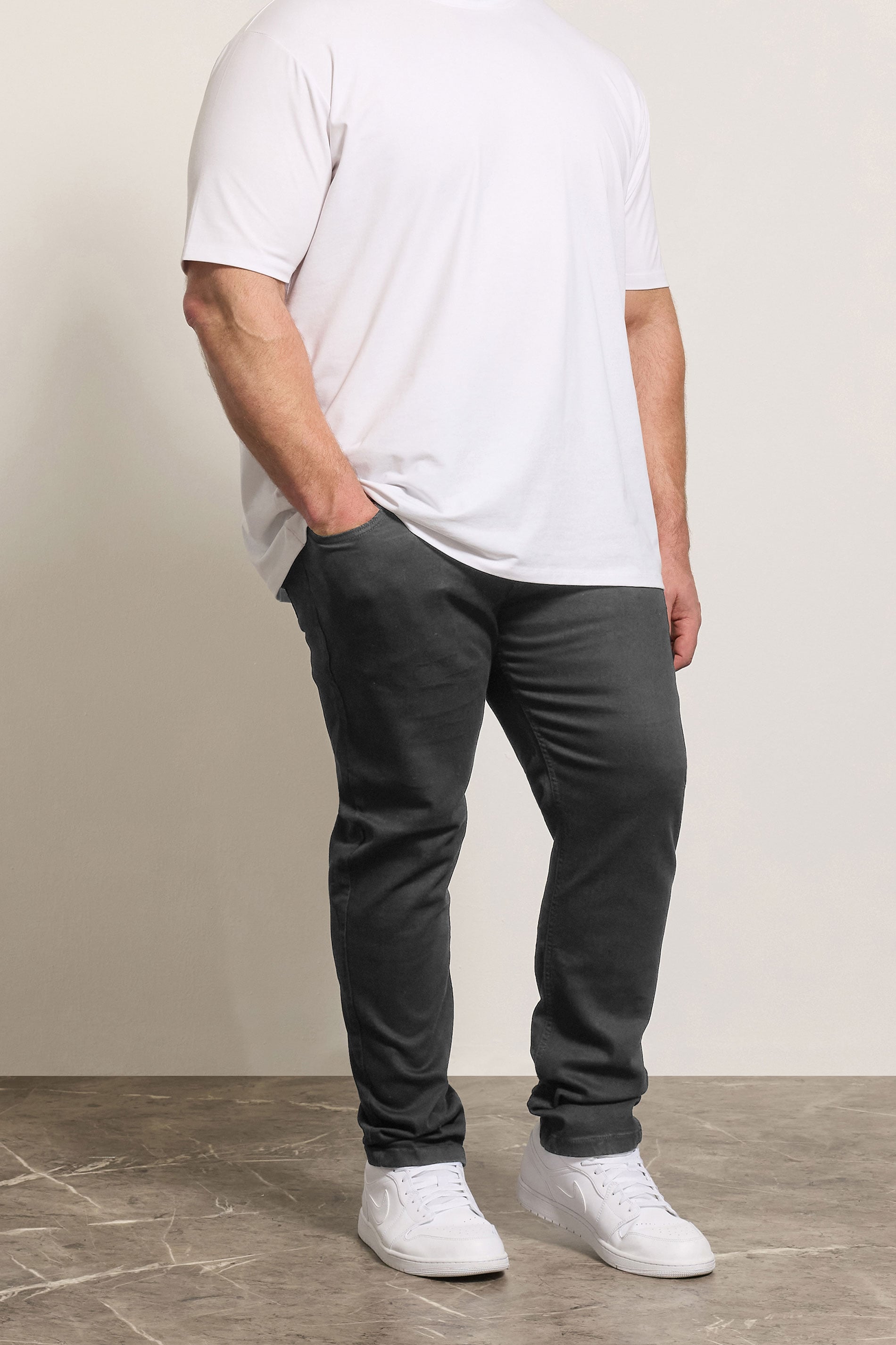D555 Black Tapered Stretch Jeans | BadRhino 3